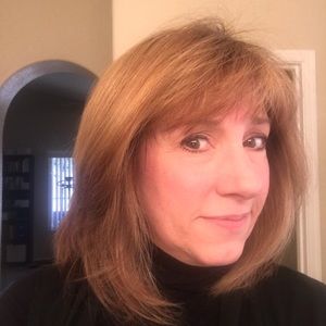 Meet your Posher, Marcia